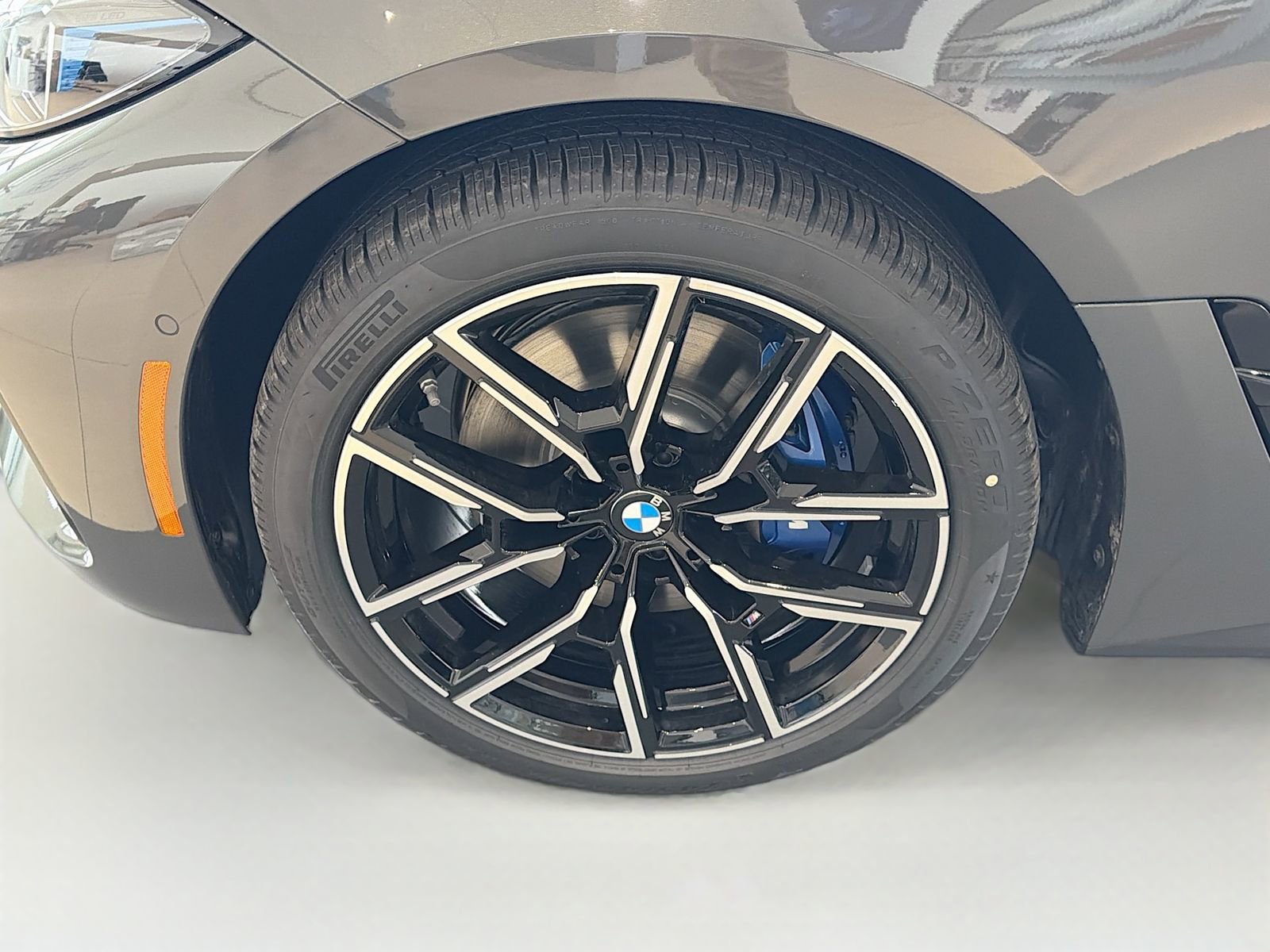 New 2026 BMW 430i xDrive w/ M Sport Package AWD/4WD image 32