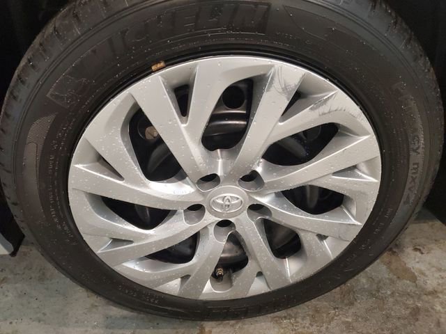 Used 2019 Toyota Corolla LE FWD image 28