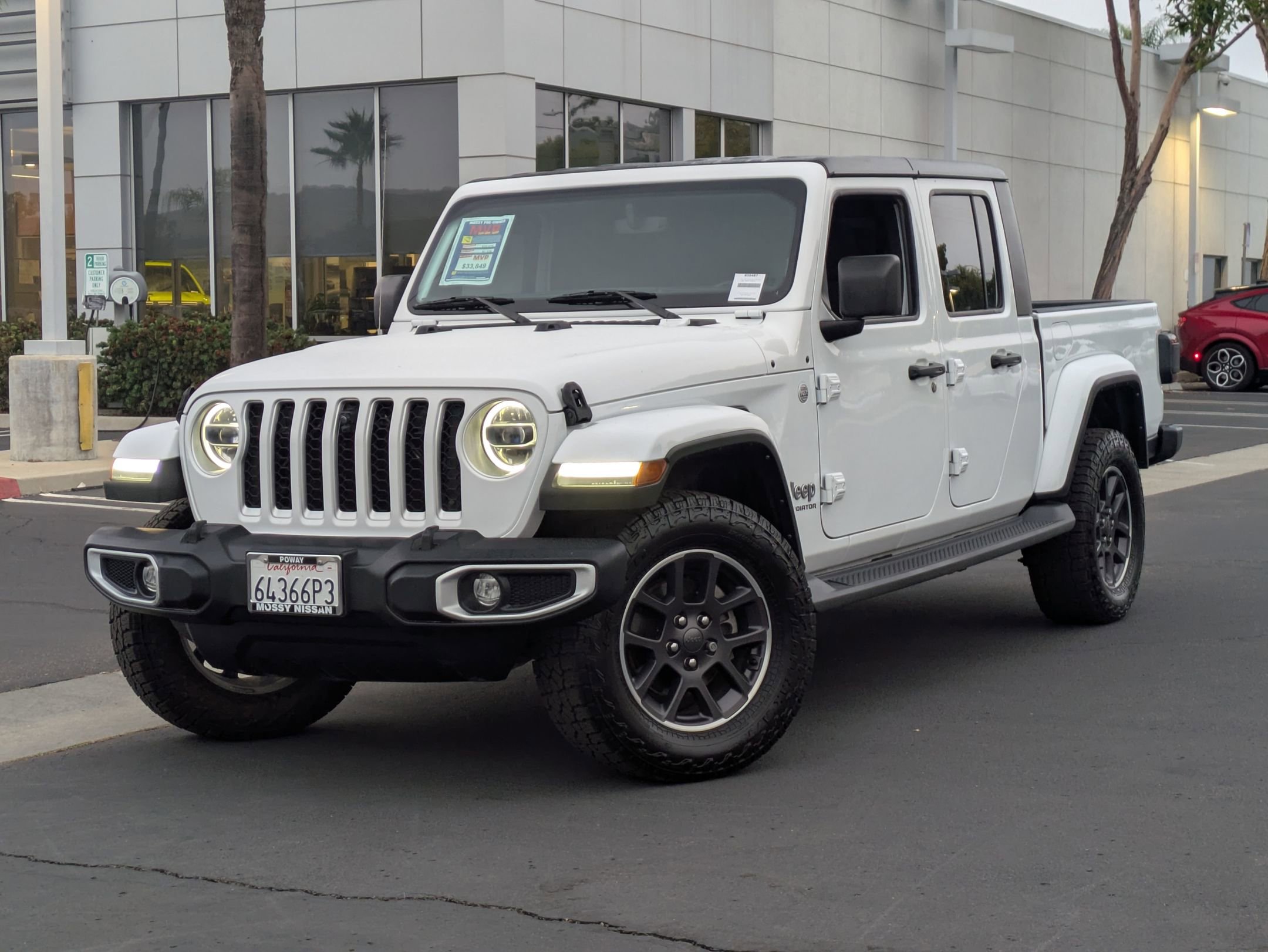 Used 2022 Jeep Gladiator Overland w/ LED Lighting Group