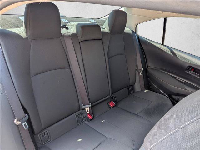 Used 2022 Toyota Corolla LE FWD image 17