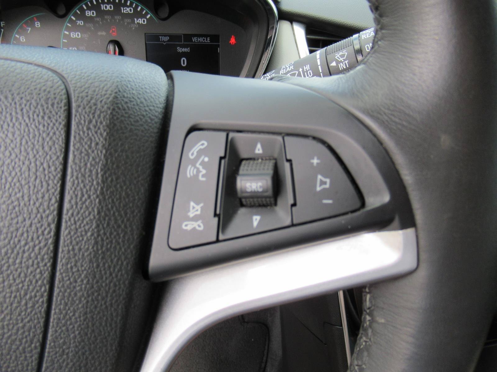 Certified 2018 Chevrolet Trax Premier FWD image 27