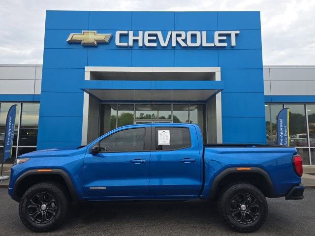 Used 2024 GMC Canyon Elevation w/ Convenience Package RWD image 2