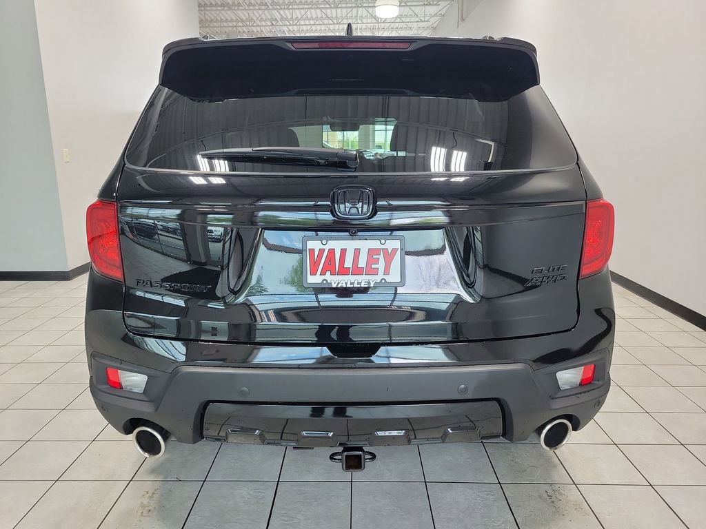 Used 2023 Honda Passport Elite image 10