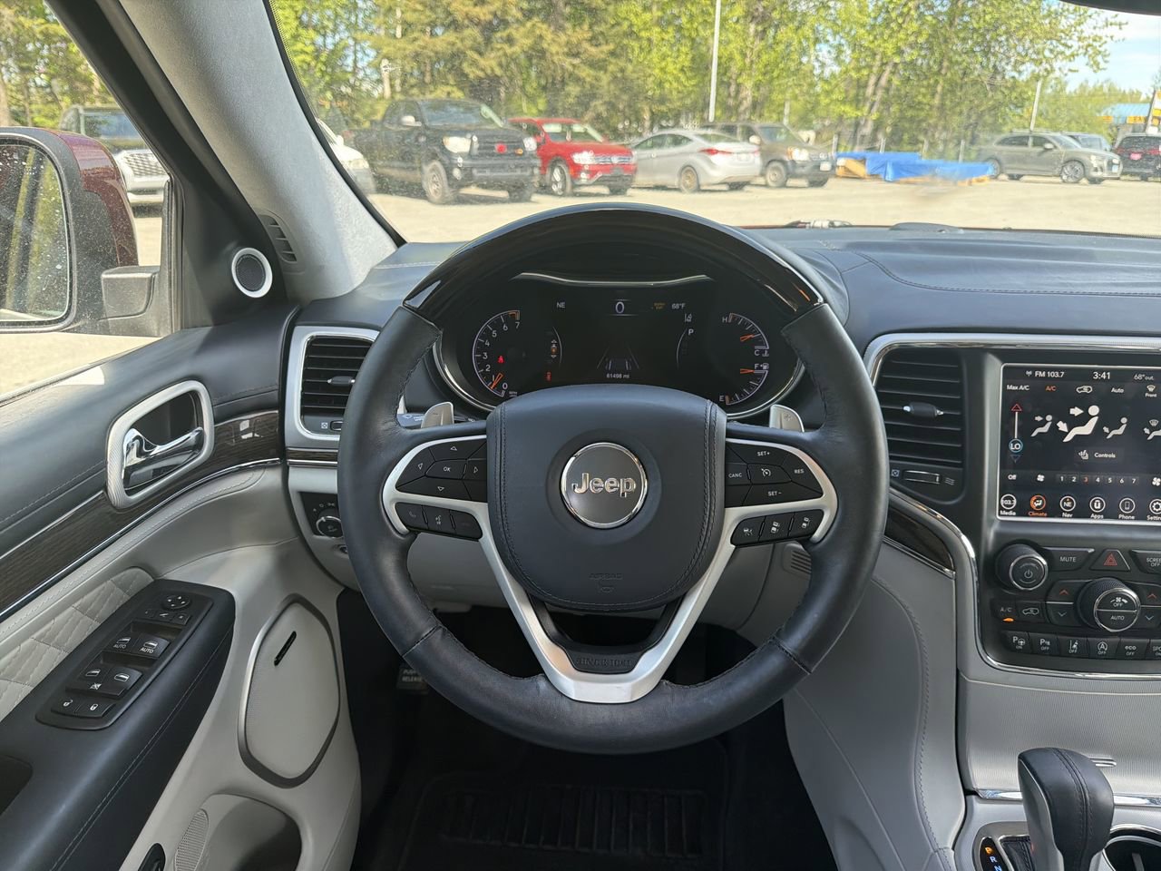 Used 2018 Jeep Grand Cherokee Summit AWD/4WD image 14