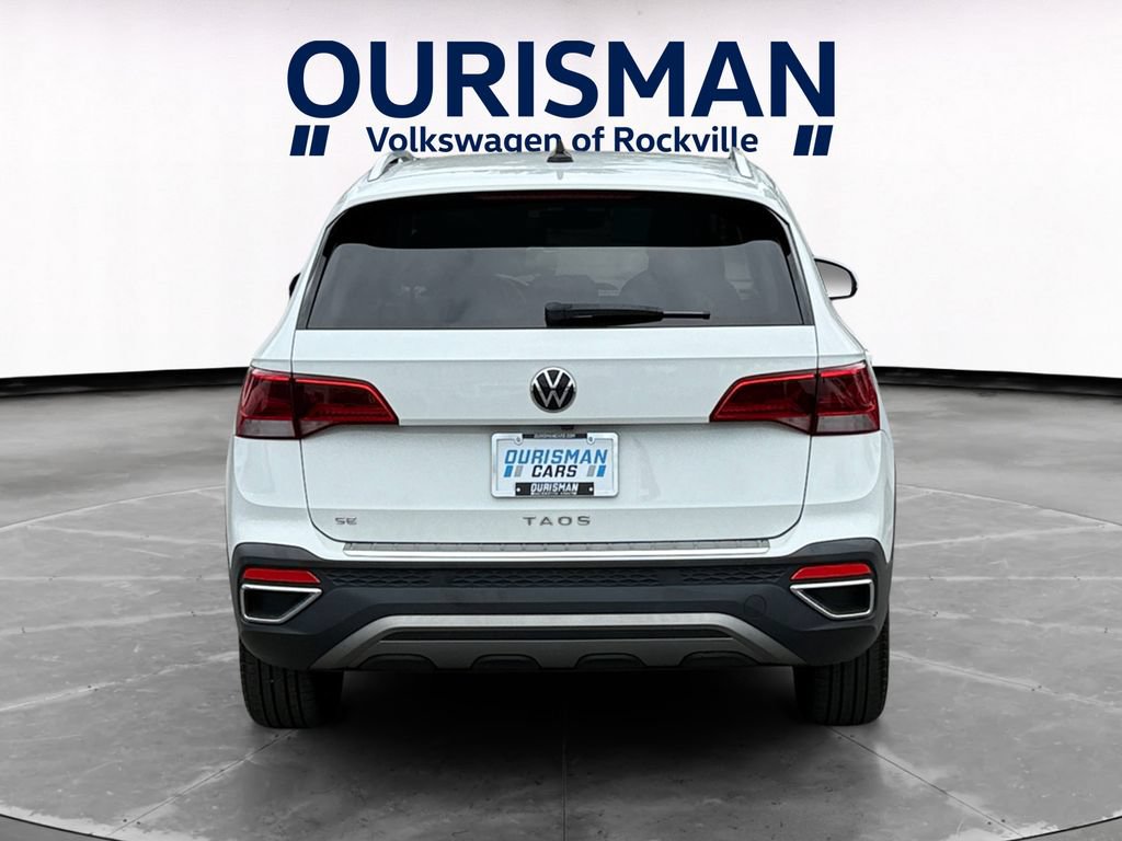 Used 2023 Volkswagen Taos SE FWD image 5