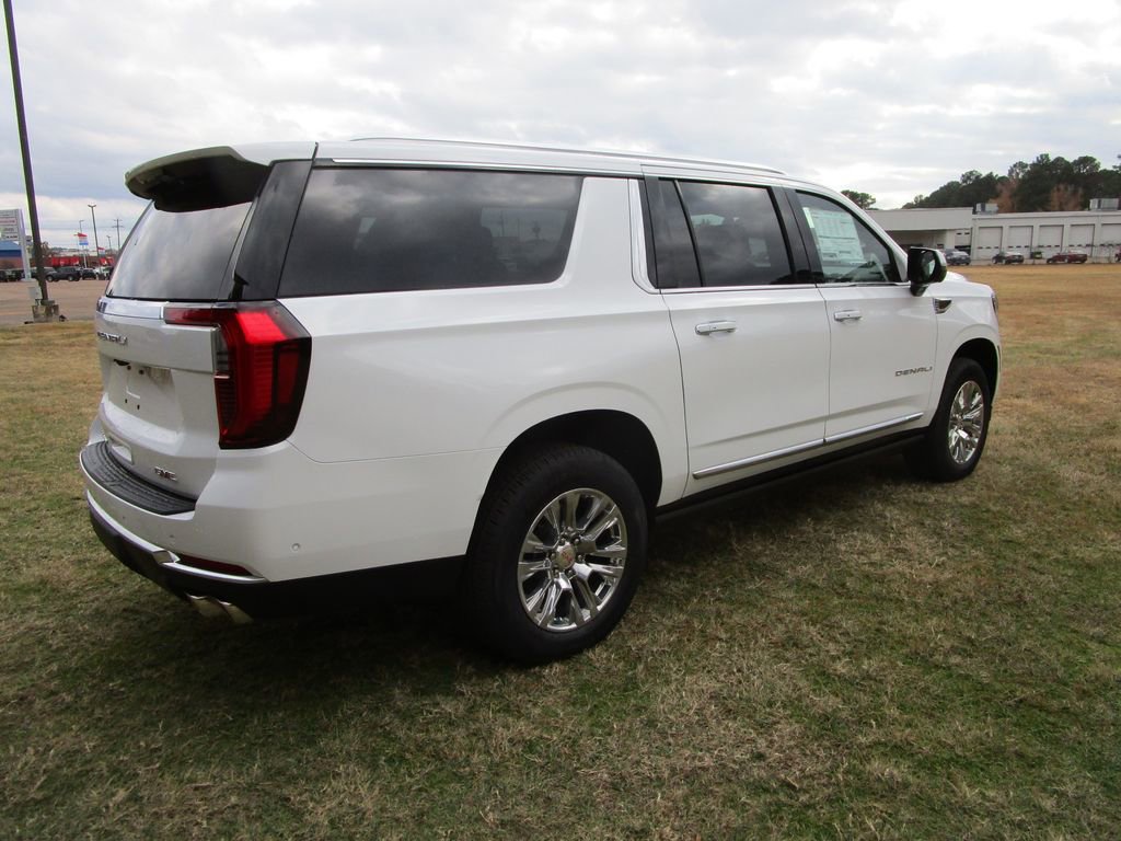 New 2026 GMC Yukon XL Denali w/ Sun & Power Step Package image 7