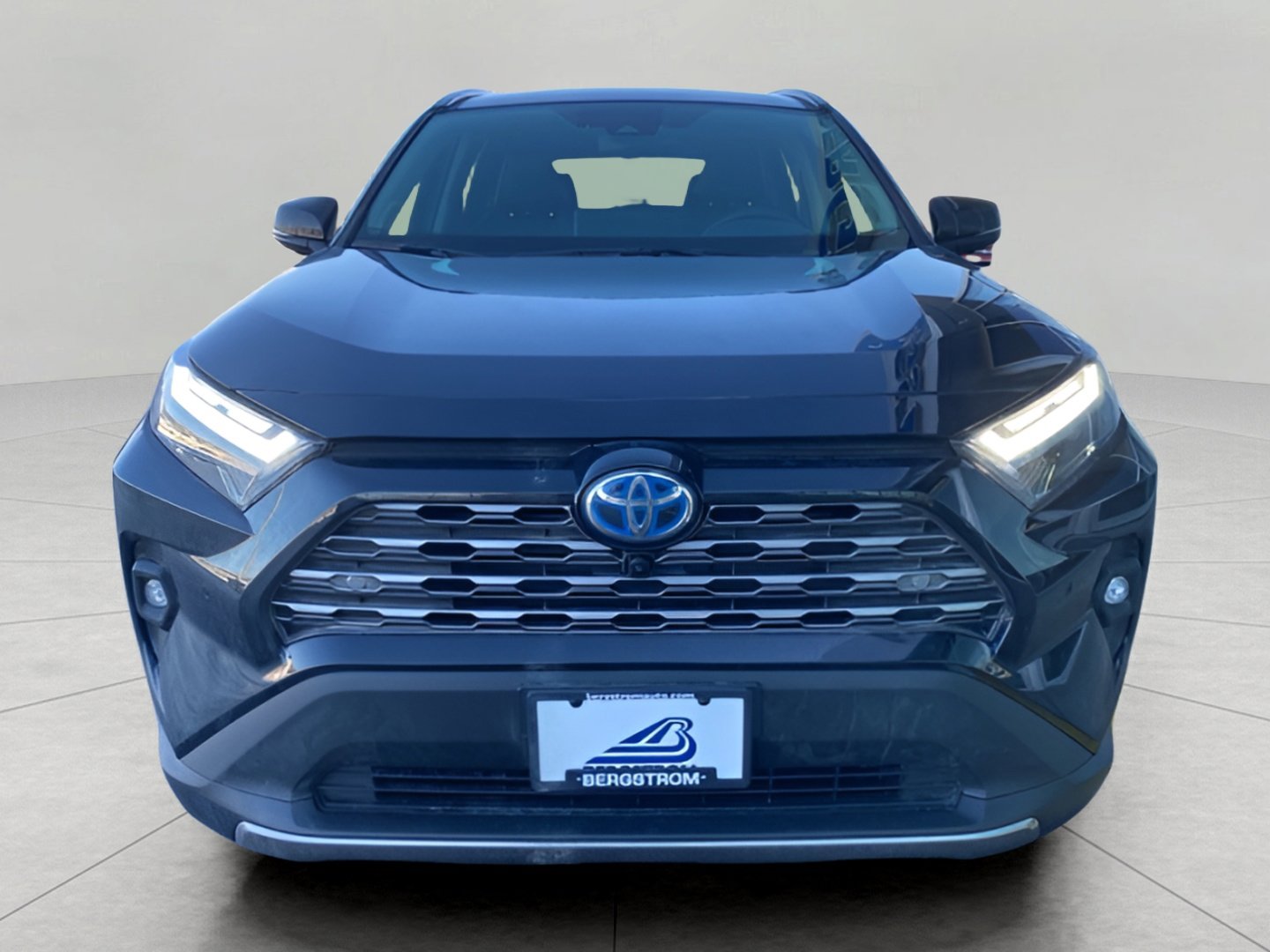 Used 2024 Toyota RAV4 Limited image 2