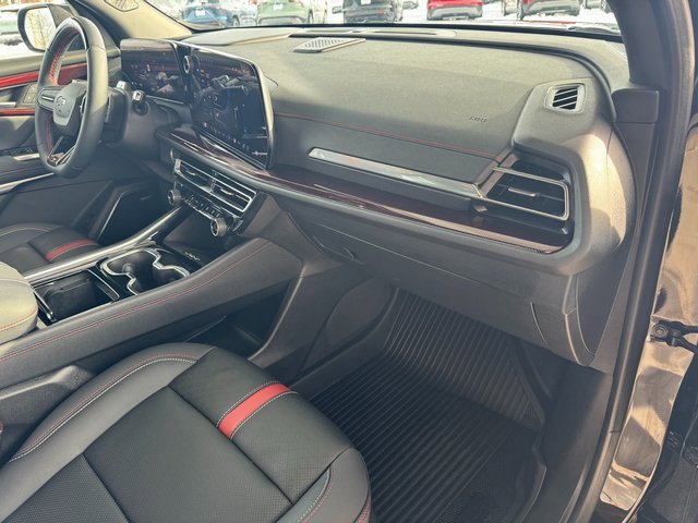 Certified 2025 Chevrolet Traverse RS w/ LPO, Floor Liner Package image 41