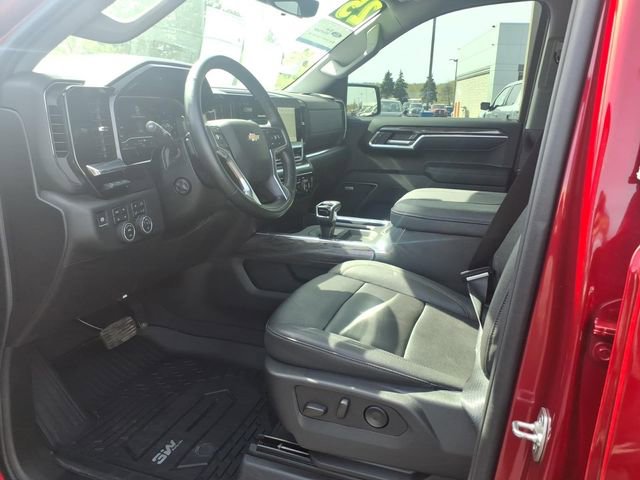 Used 2025 Chevrolet Silverado 1500 LTZ w/ Technology Package AWD/4WD image 12