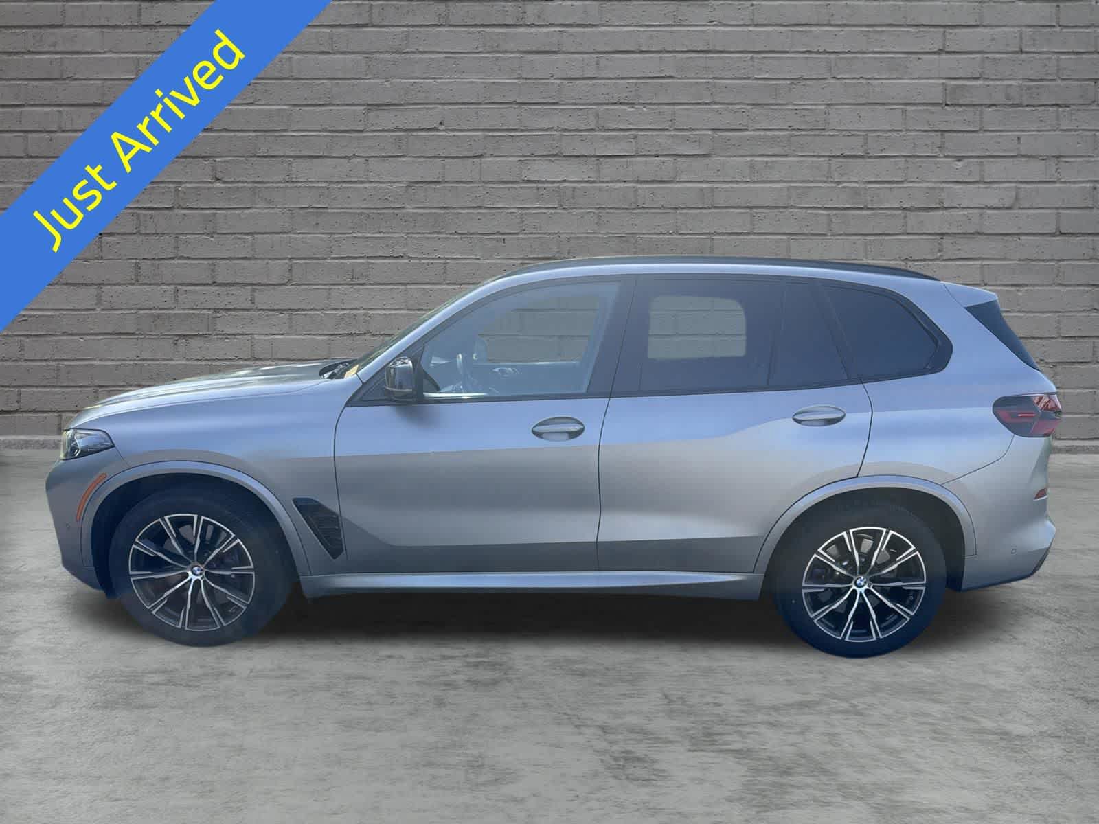 Used 2024 BMW X5 M60i w/ M Sport Professional Package AWD/4WD image 1