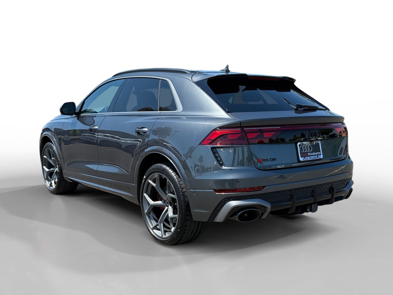 New 2025 Audi RS Q8 performance image 3