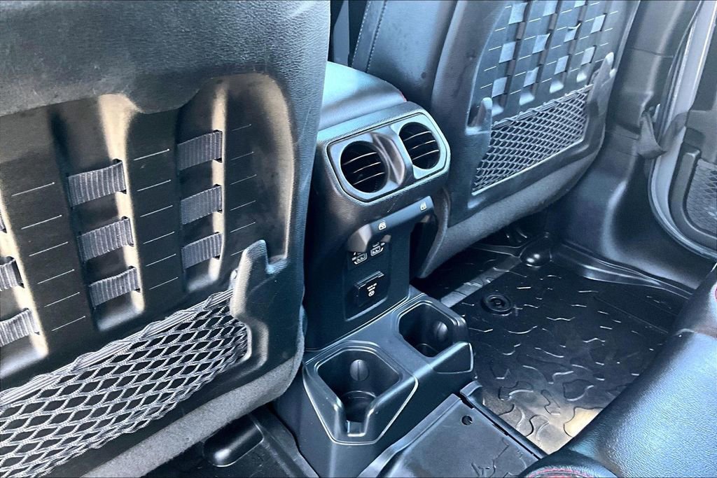 Used 2021 Jeep Wrangler Unlimited Rubicon AWD/4WD image 10