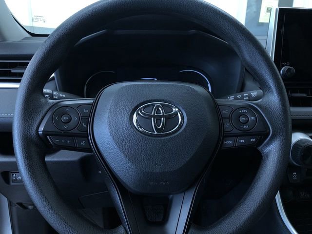 Certified 2025 Toyota RAV4 LE image 24