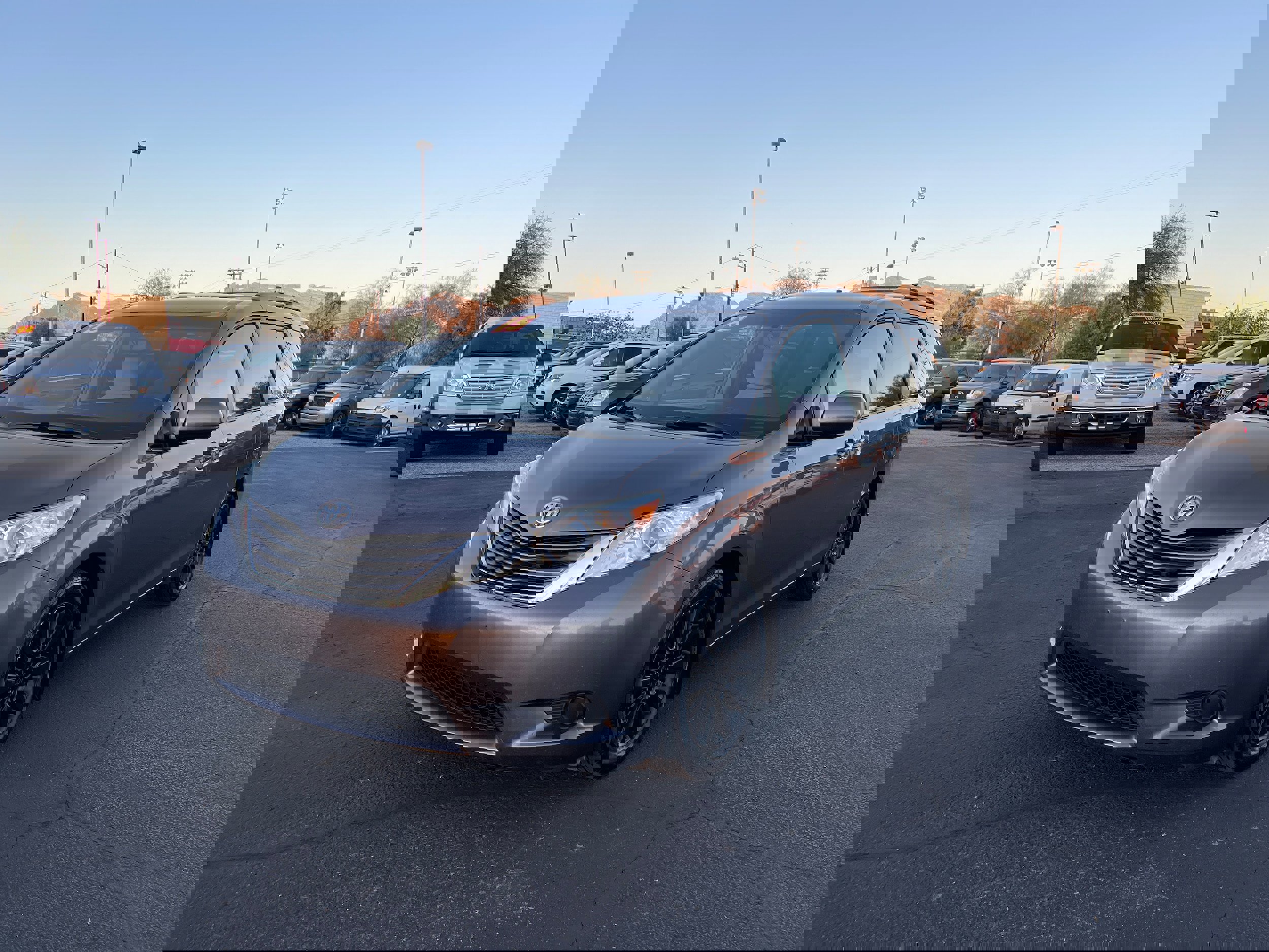 Used 2015 Toyota Sienna LE