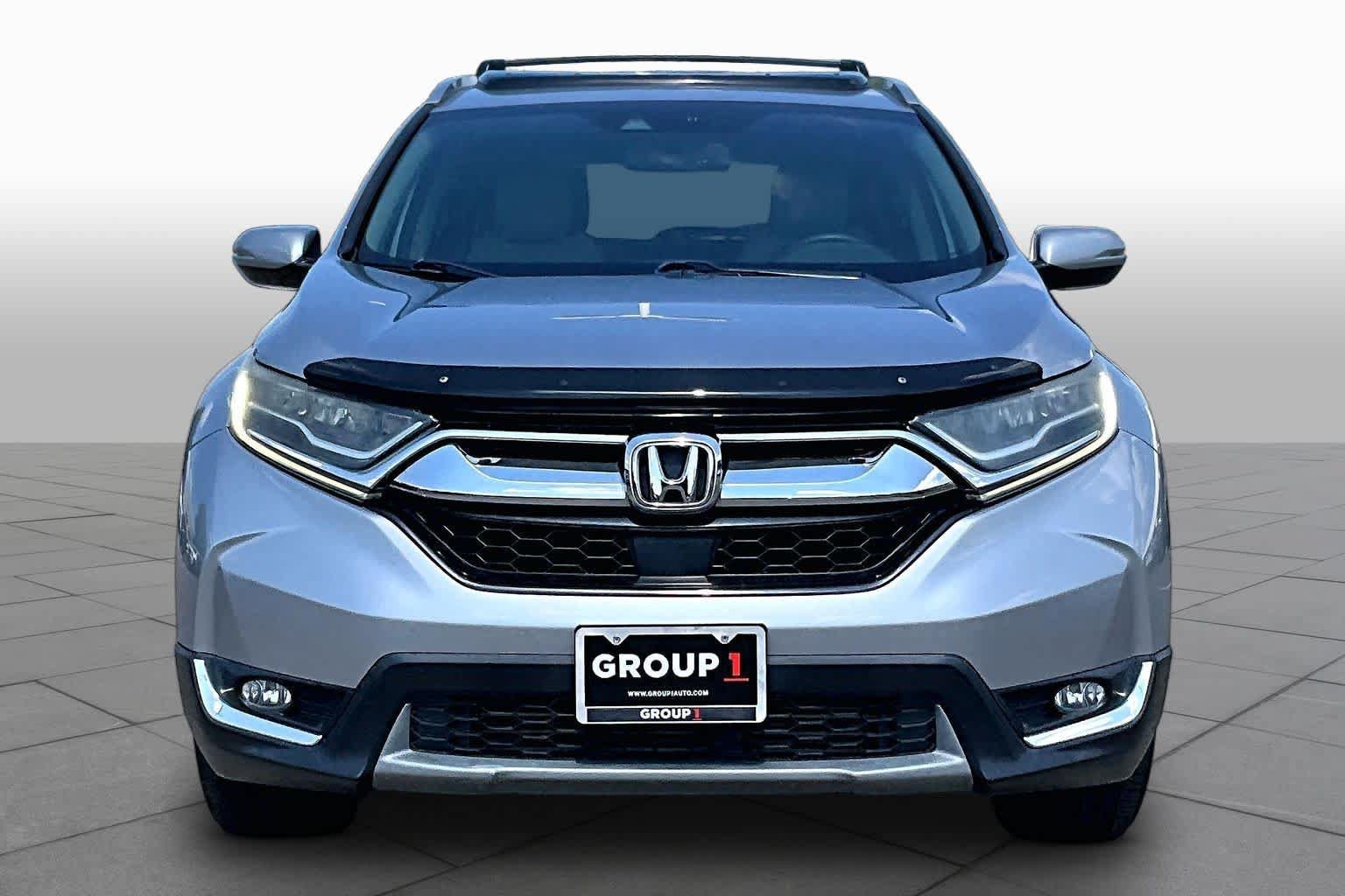 Used 2017 Honda CR-V Touring image 4