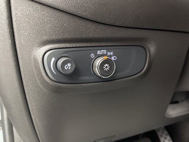 Used 2024 Chevrolet Equinox LS FWD image 31