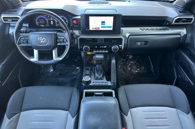 Used 2024 Toyota Tacoma TRD Off-Road w/ TRD Off Road Upgrade Package AWD/4WD image 18