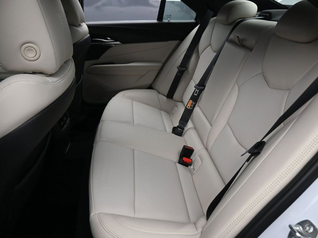 Used 2025 Cadillac CT4 Premium Luxury image 29