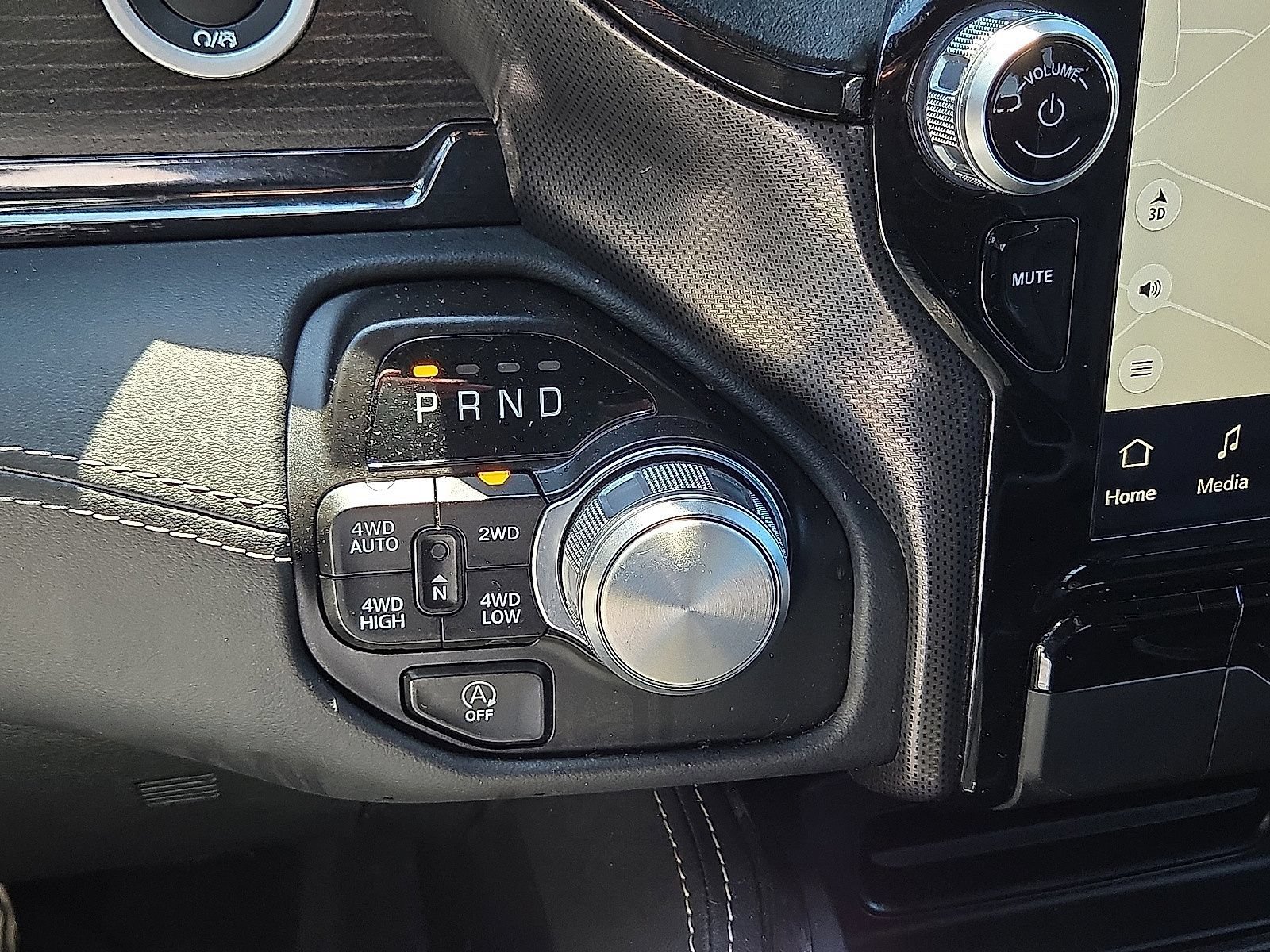 Used 2023 RAM 1500 Limited AWD/4WD image 29