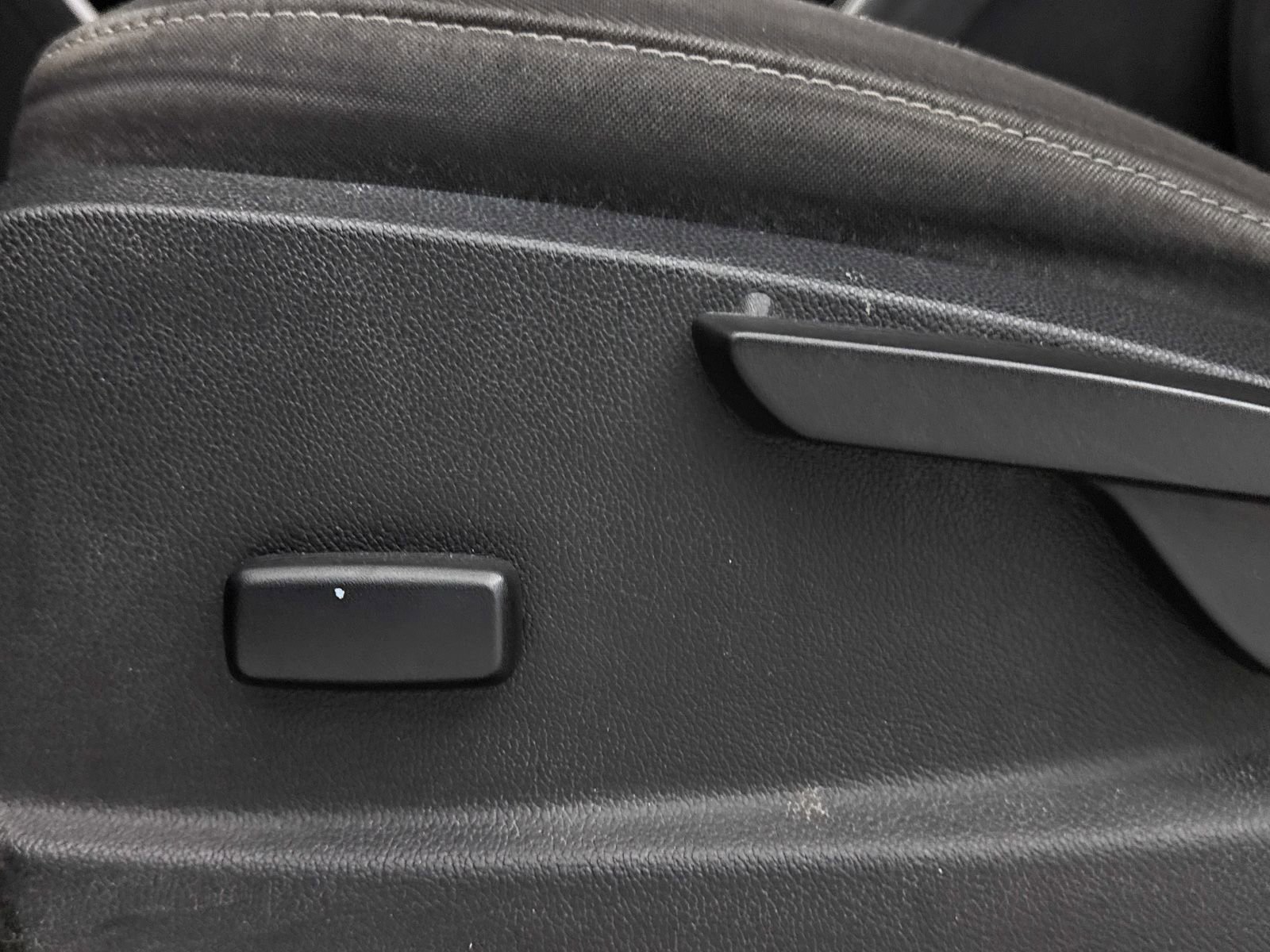 Used 2018 Chevrolet Colorado LT image 22