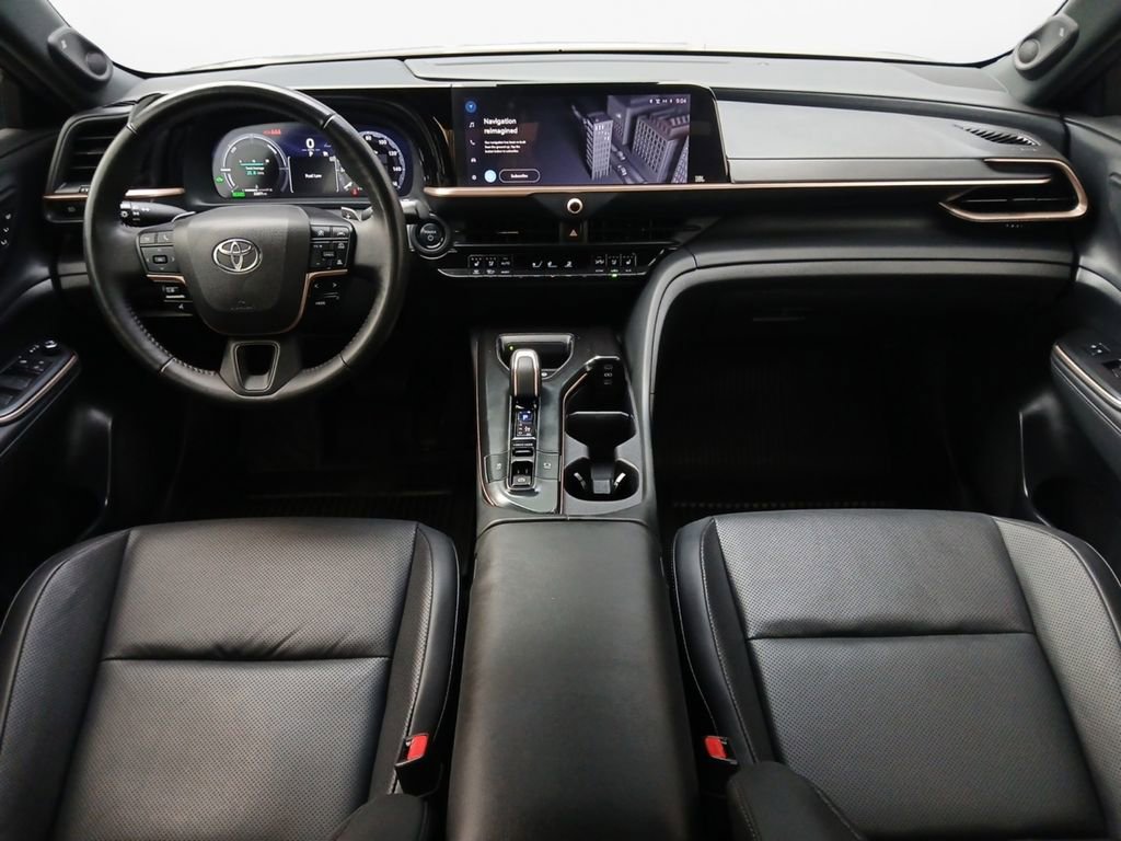 Used 2023 Toyota Crown Platinum AWD/4WD image 20