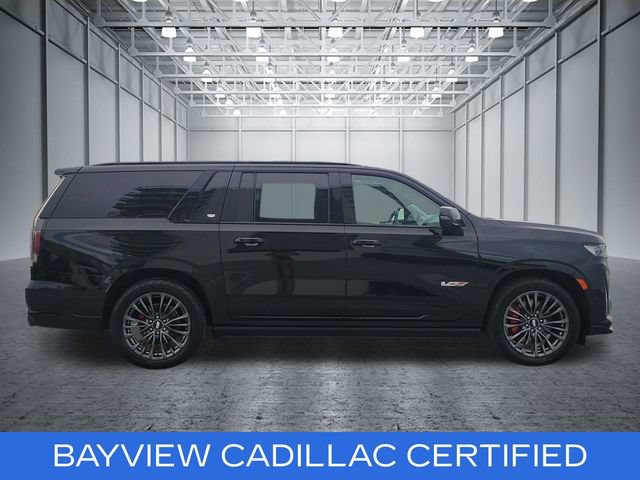 Certified 2023 Cadillac Escalade ESV V AWD/4WD image 8