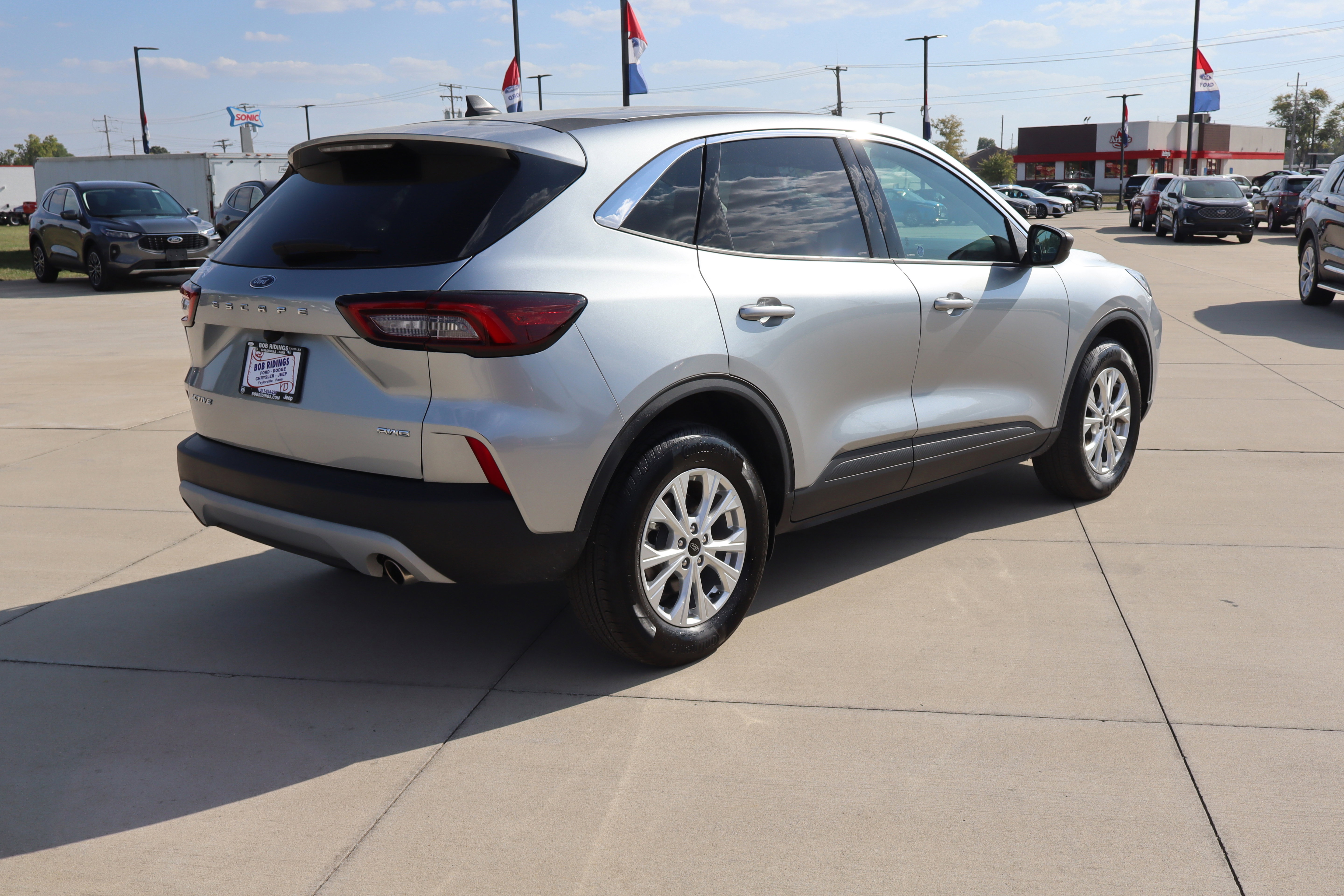 Used 2024 Ford Escape Active image 6