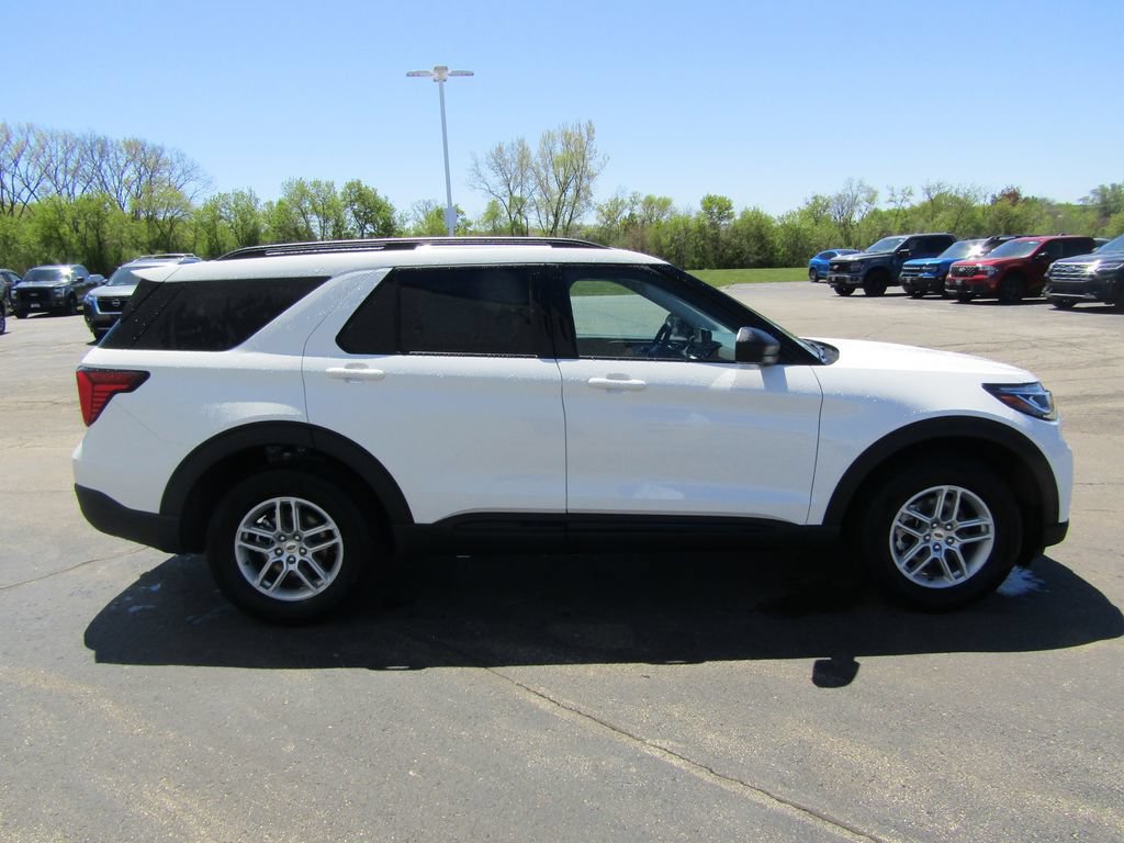 New 2026 Ford Explorer Active AWD/4WD image 10