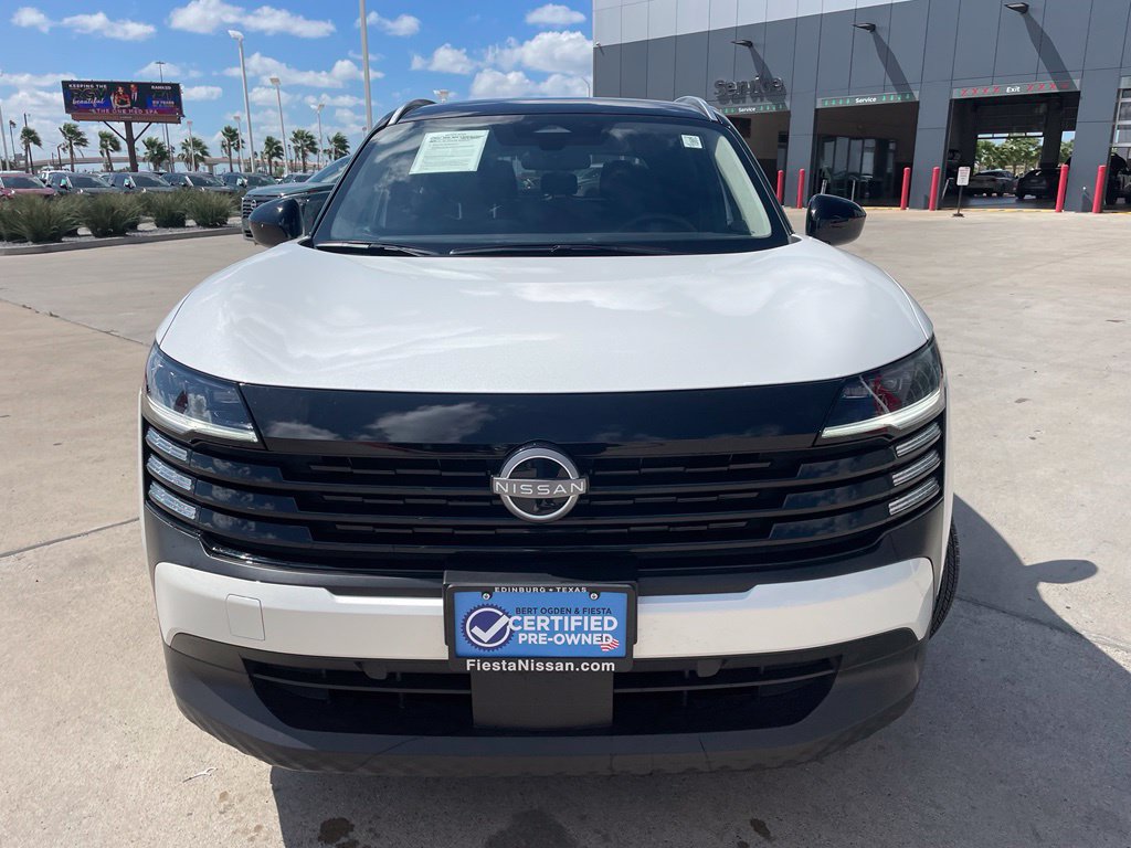 Certified 2026 Nissan Kicks SV AWD/4WD image 2