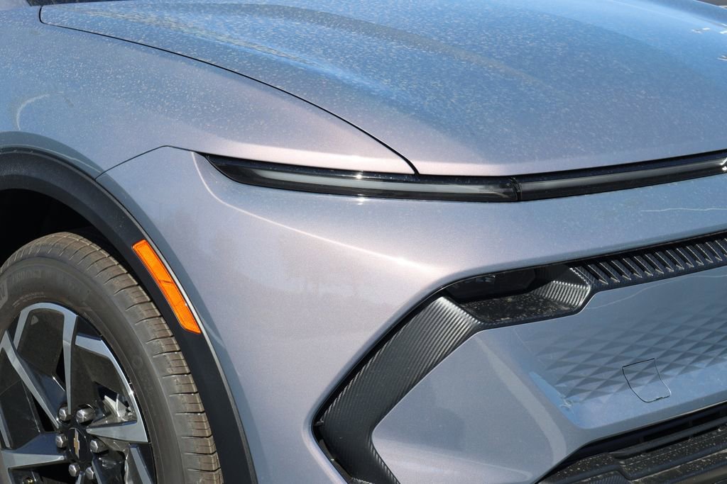 New 2026 Chevrolet Equinox EV LT image 3