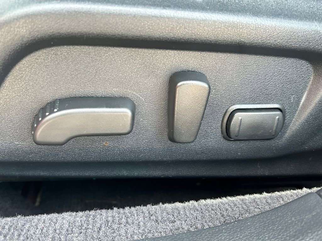 Used 2017 Subaru Outback 2.5i Premium image 19