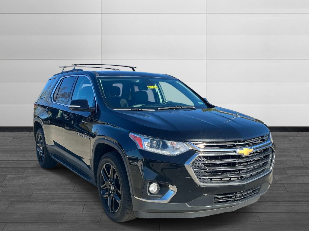 Used 2018 Chevrolet Traverse LT w/ LPO, 'HIT The Road' Package FWD image 7