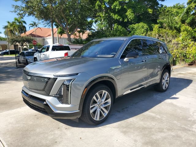 New 2027 Cadillac Vistiq Luxury AWD/4WD image 11