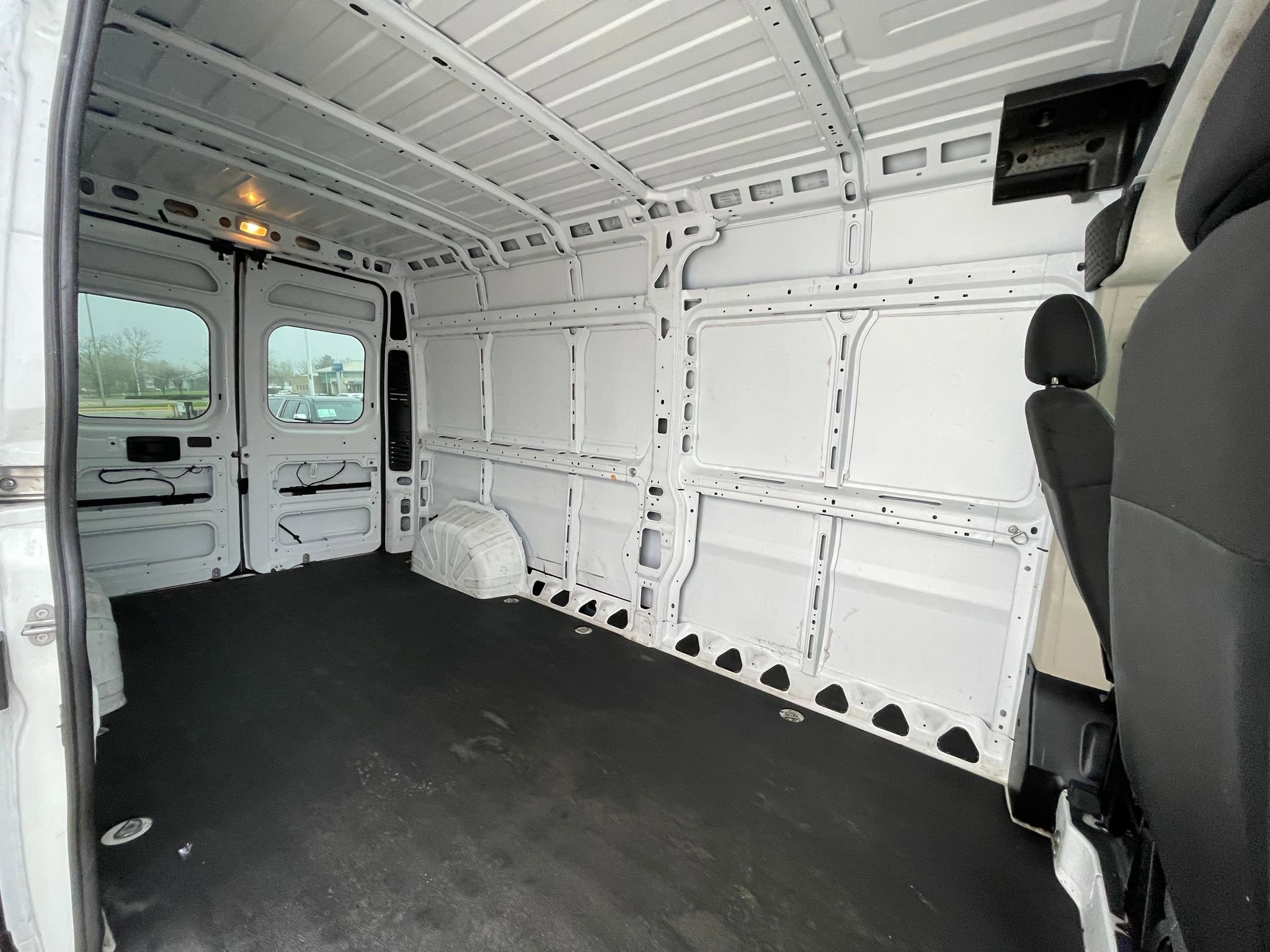 Used 2022 RAM ProMaster 2500 FWD image 27
