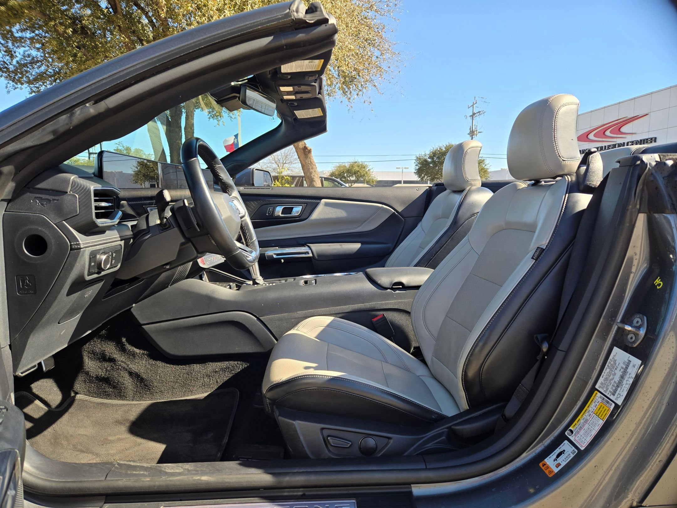 Used 2024 Ford Mustang GT Premium image 12