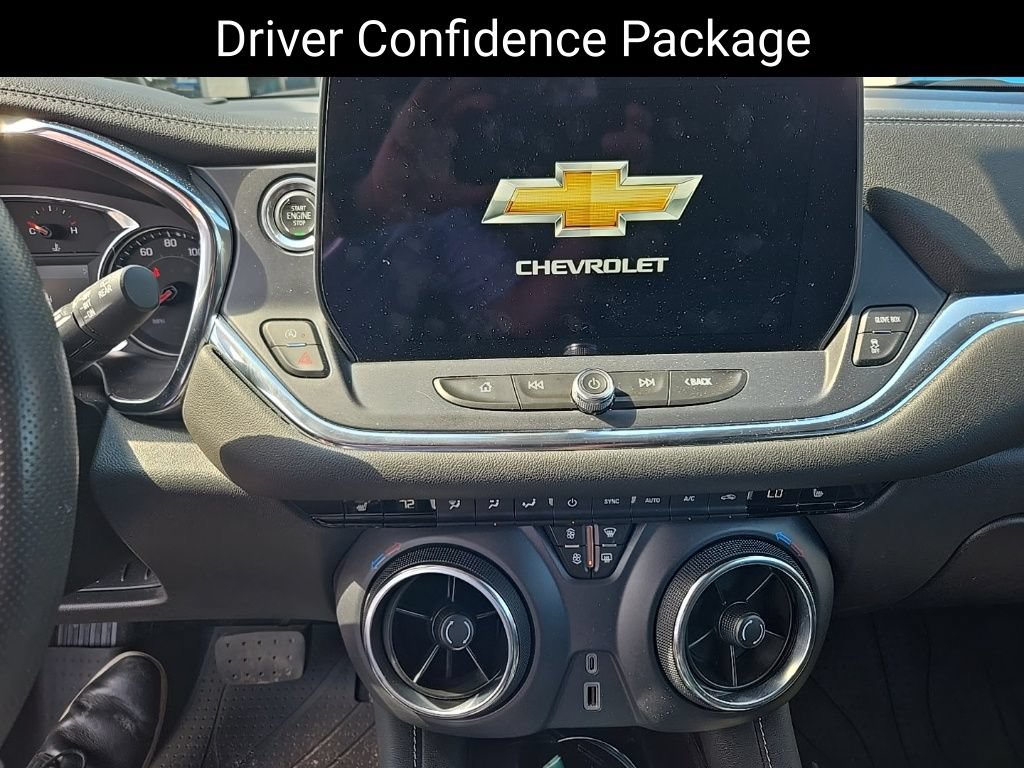 Used 2023 Chevrolet Blazer LT w/ Convenience Package AWD/4WD image 17