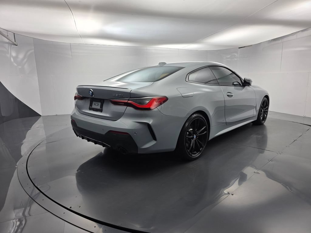 Certified 2024 BMW 430i Coupe w/ M Sport Package RWD image 4