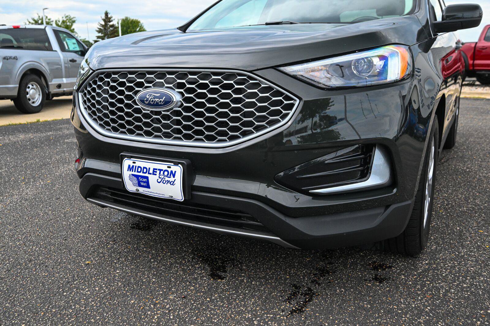 Used 2023 Ford Edge SEL AWD/4WD image 11