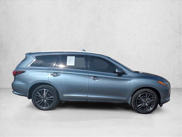 Used 2016 INFINITI QX60 Luxe w/ Deluxe Technology Package image 4