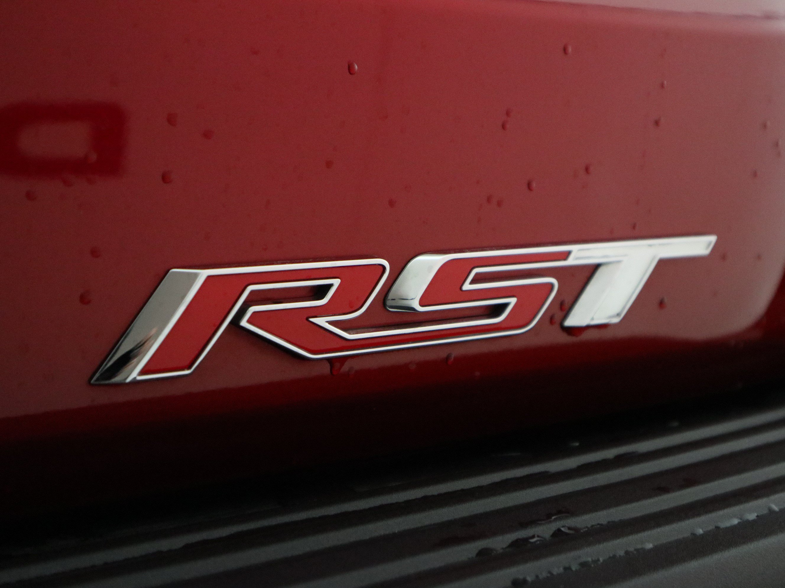 Used 2025 Chevrolet Suburban RST w/ RST Capability Package AWD/4WD image 34