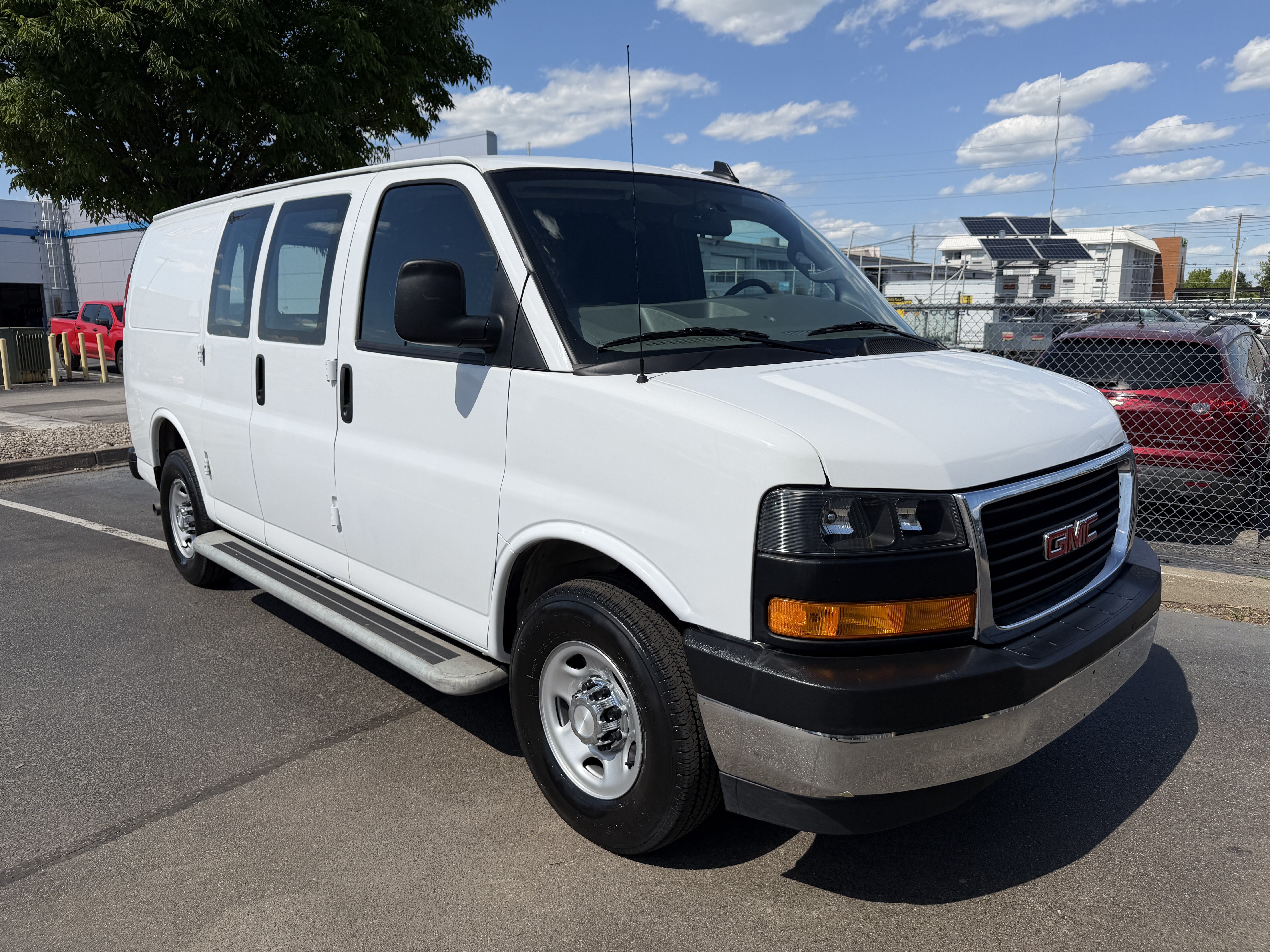 Used 2024 GMC Savana 2500 w/ Driver Convenience Package RWD image 2