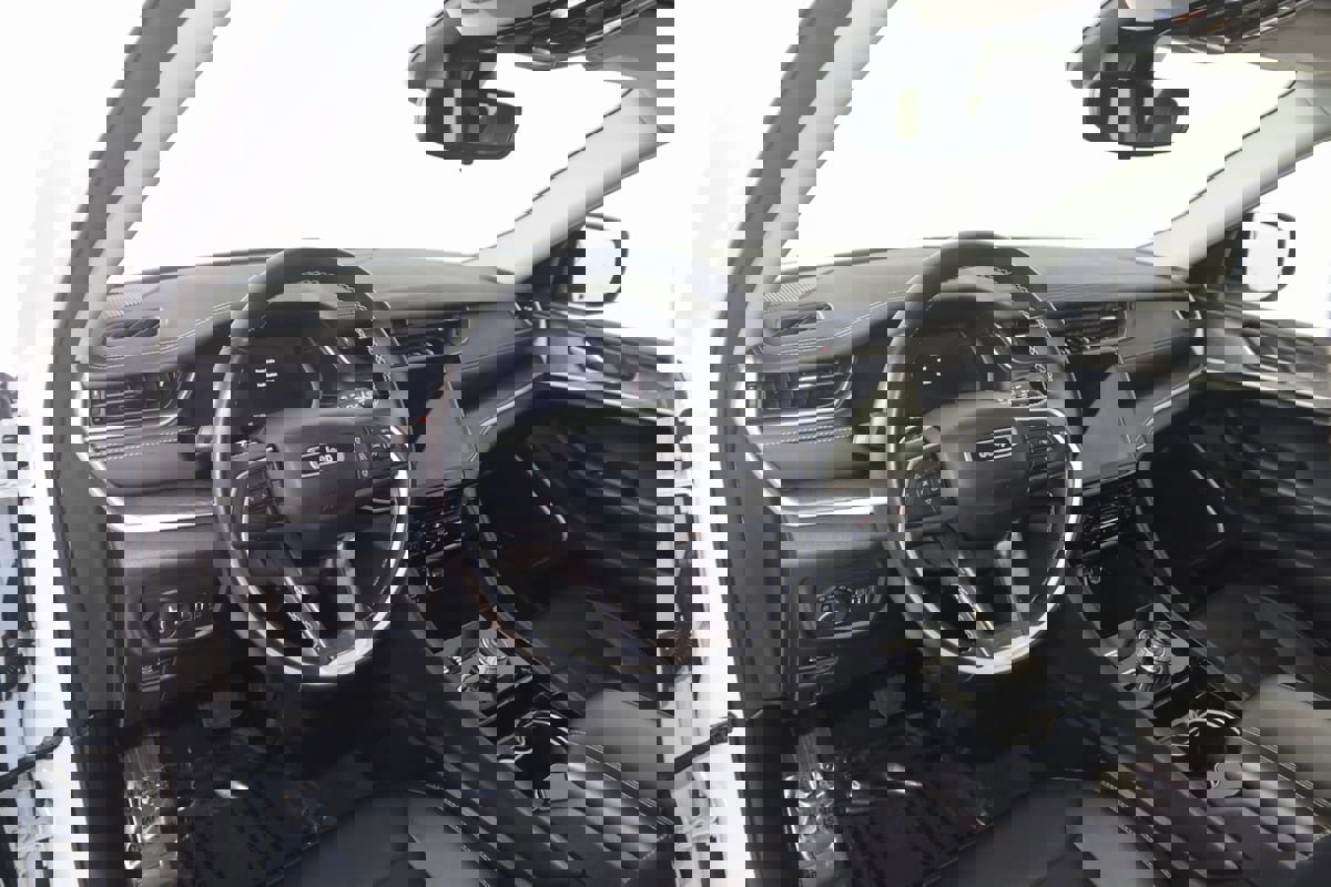 Used 2021 Jeep Grand Cherokee L Limited image 26