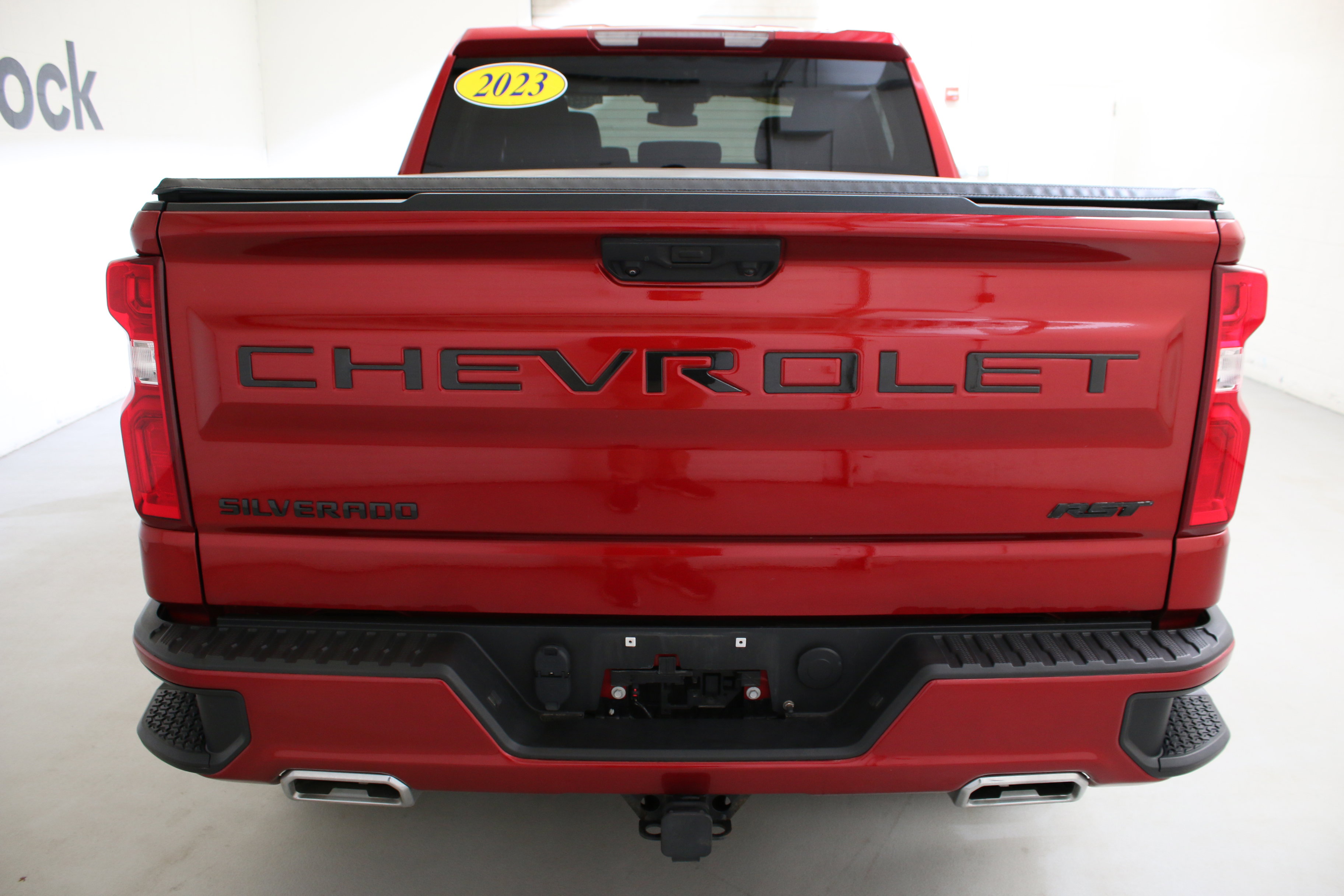 Used 2023 Chevrolet Silverado 1500 RST w/ Z71 Off-Road Package image 8