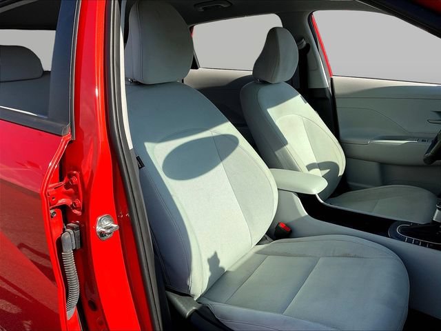 Used 2025 Hyundai Kona SEL FWD image 28