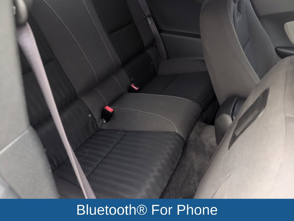 Used 2015 Chevrolet Camaro LS RWD image 15