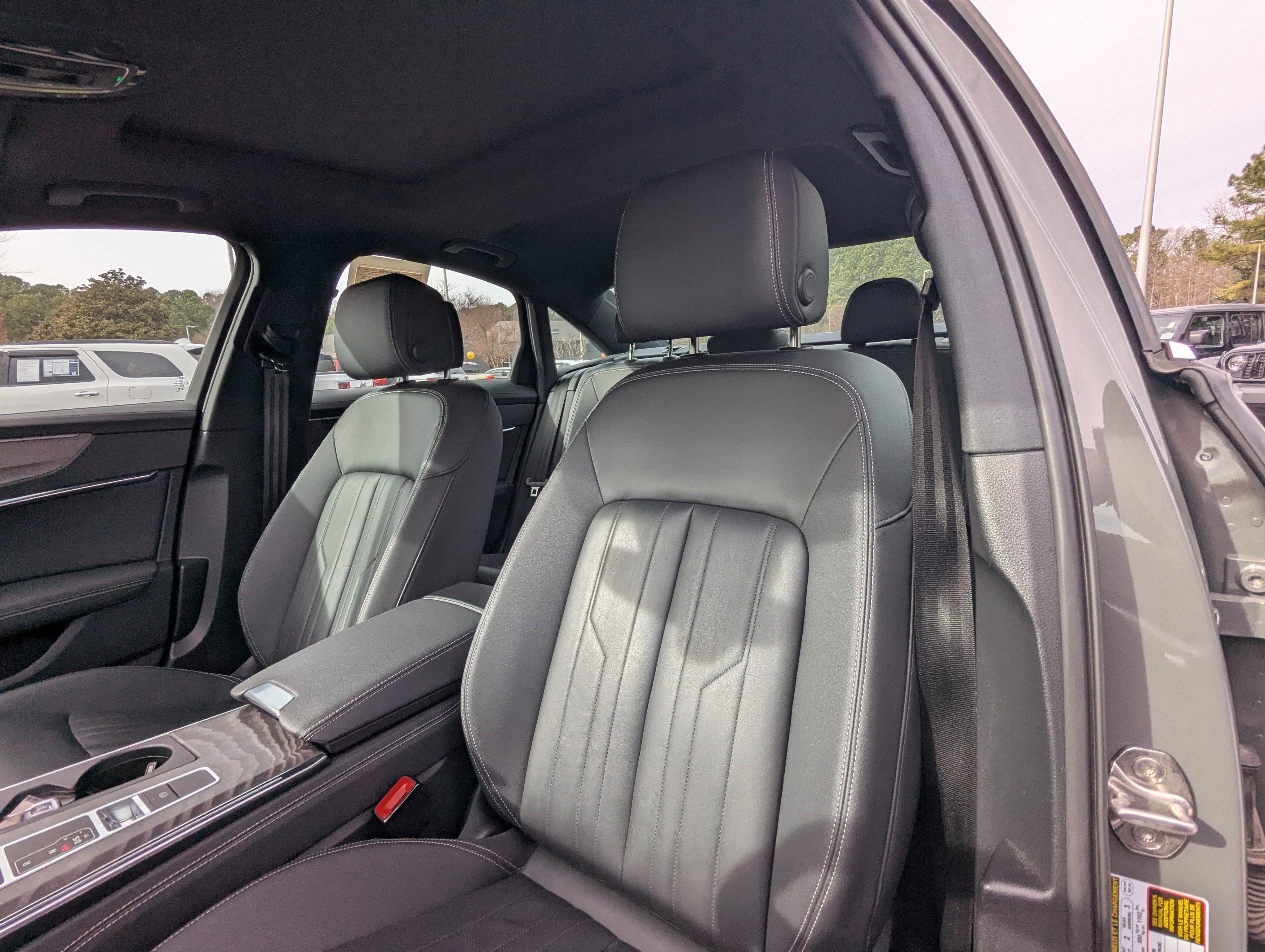 Used 2024 Audi A6 Premium Plus image 9