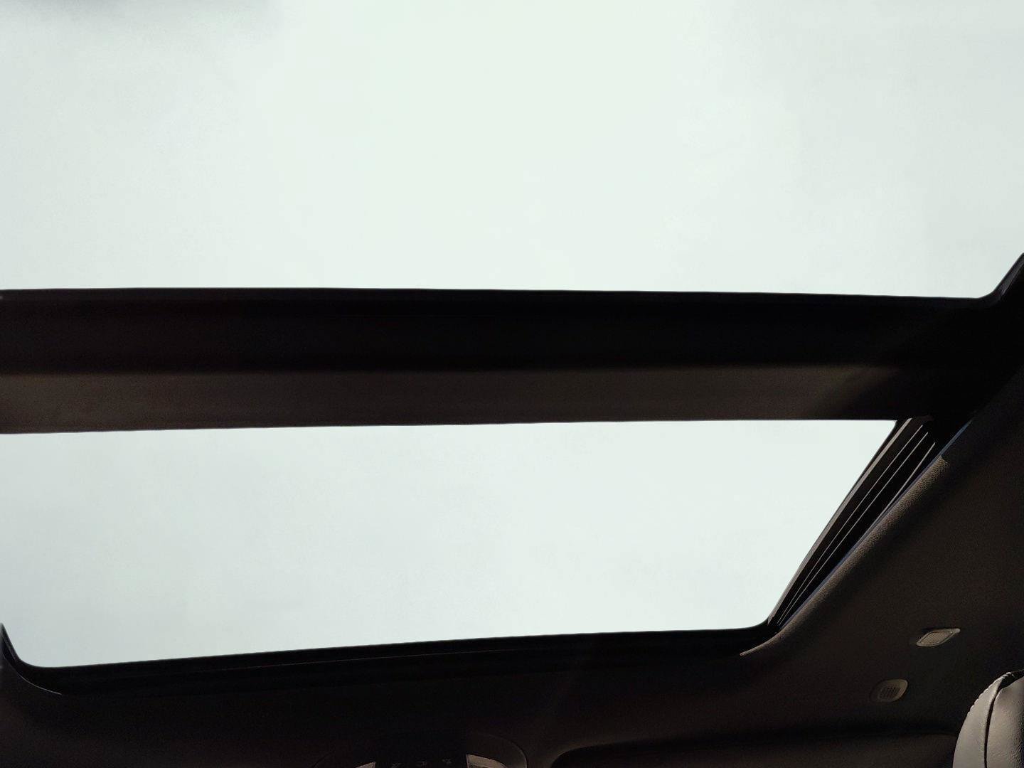 New 2026 Chrysler Pacifica Select AWD/4WD image 50