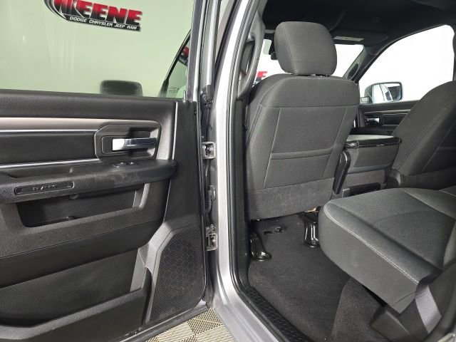 Used 2024 RAM 1500 Classic Warlock image 25