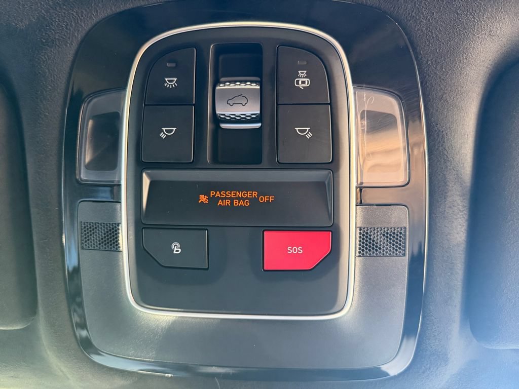 Used 2023 Hyundai Santa Fe Calligraphy AWD/4WD image 19