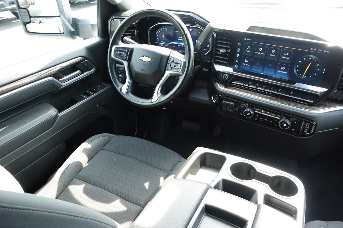 Used 2025 Chevrolet Silverado 2500 LT w/ Convenience Package AWD/4WD image 41